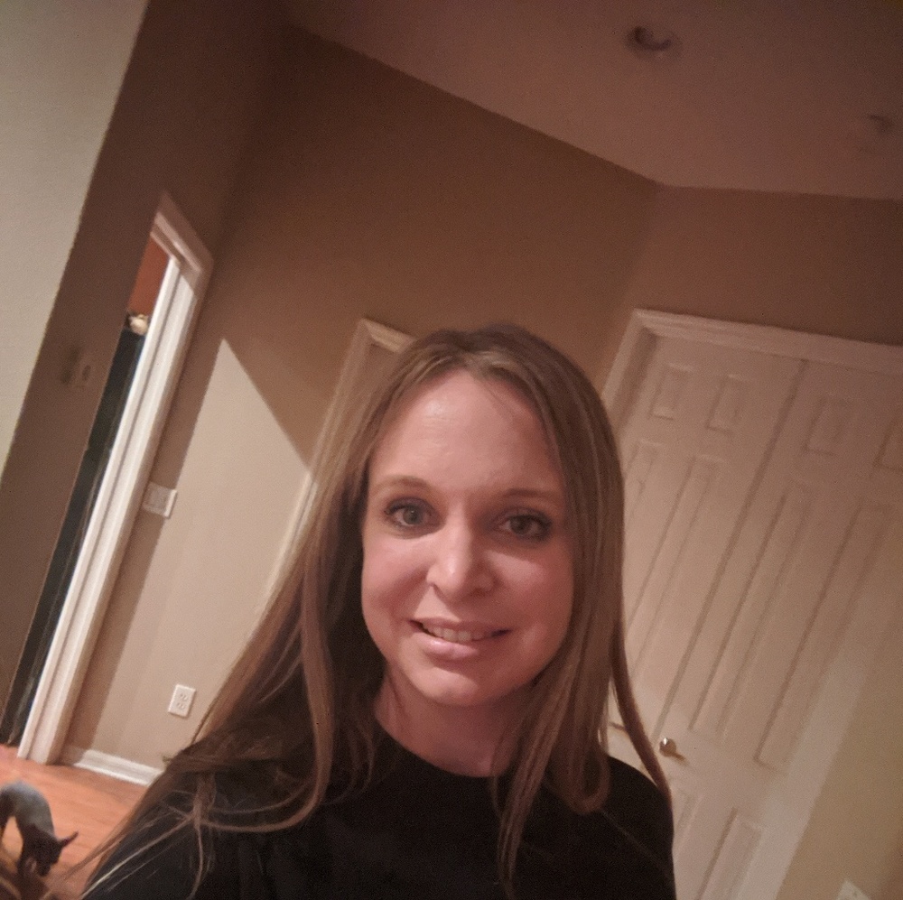 Meet your Posher, Stephanie